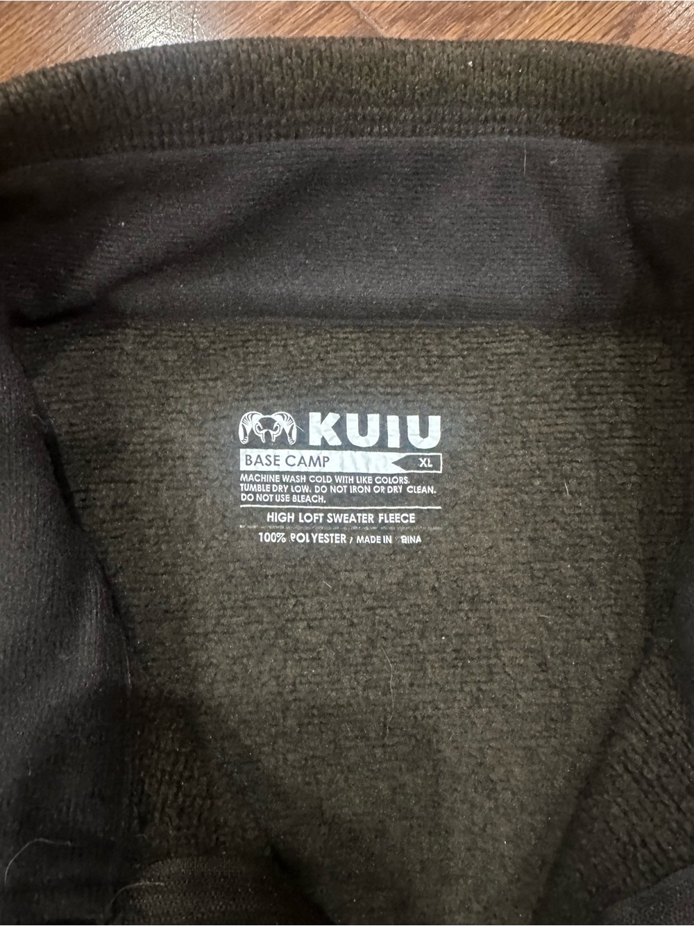 KUIU Men's Dark Olive Half-Zip Pullover with Chest Pocket - Picture 2 of 3